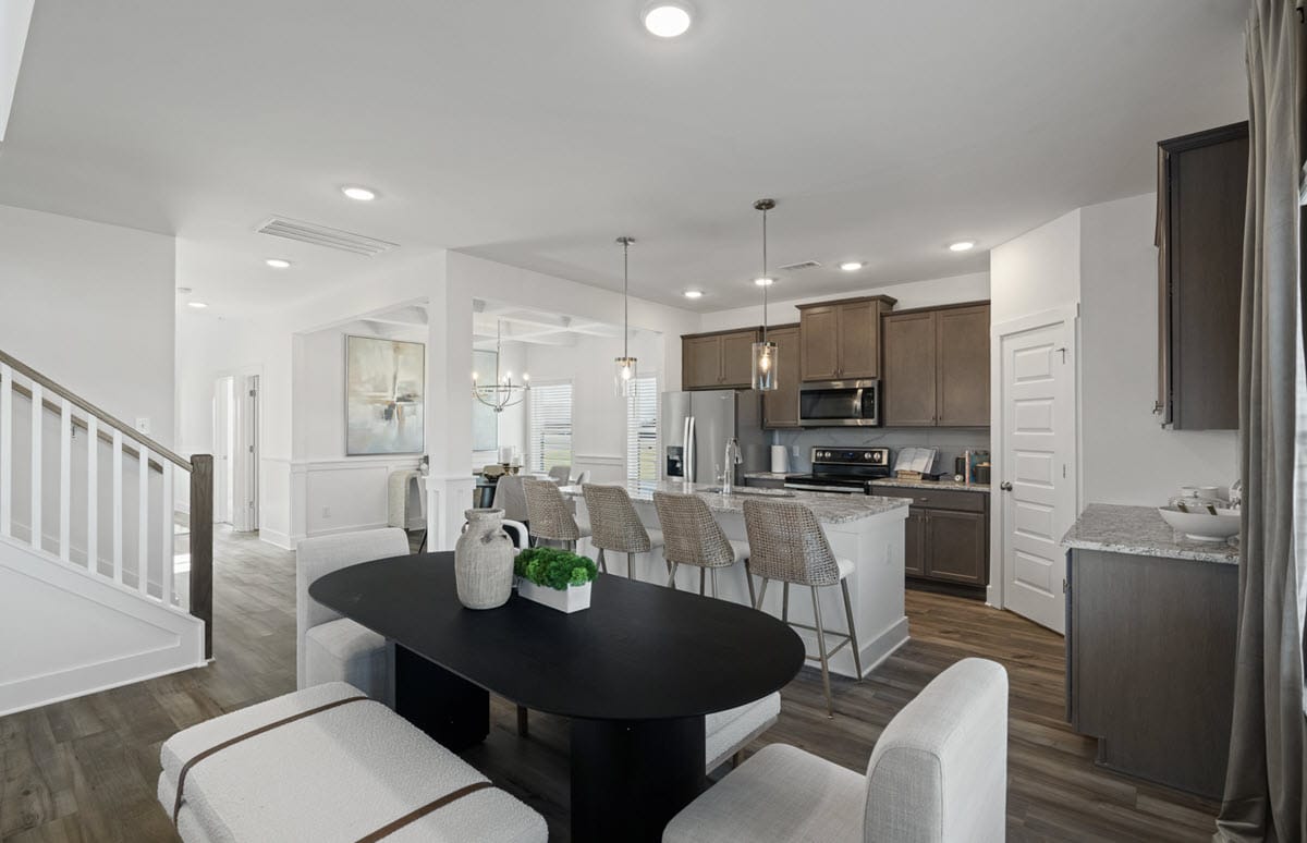 Calverton Image 4 9 26 at 9.44 AM 1