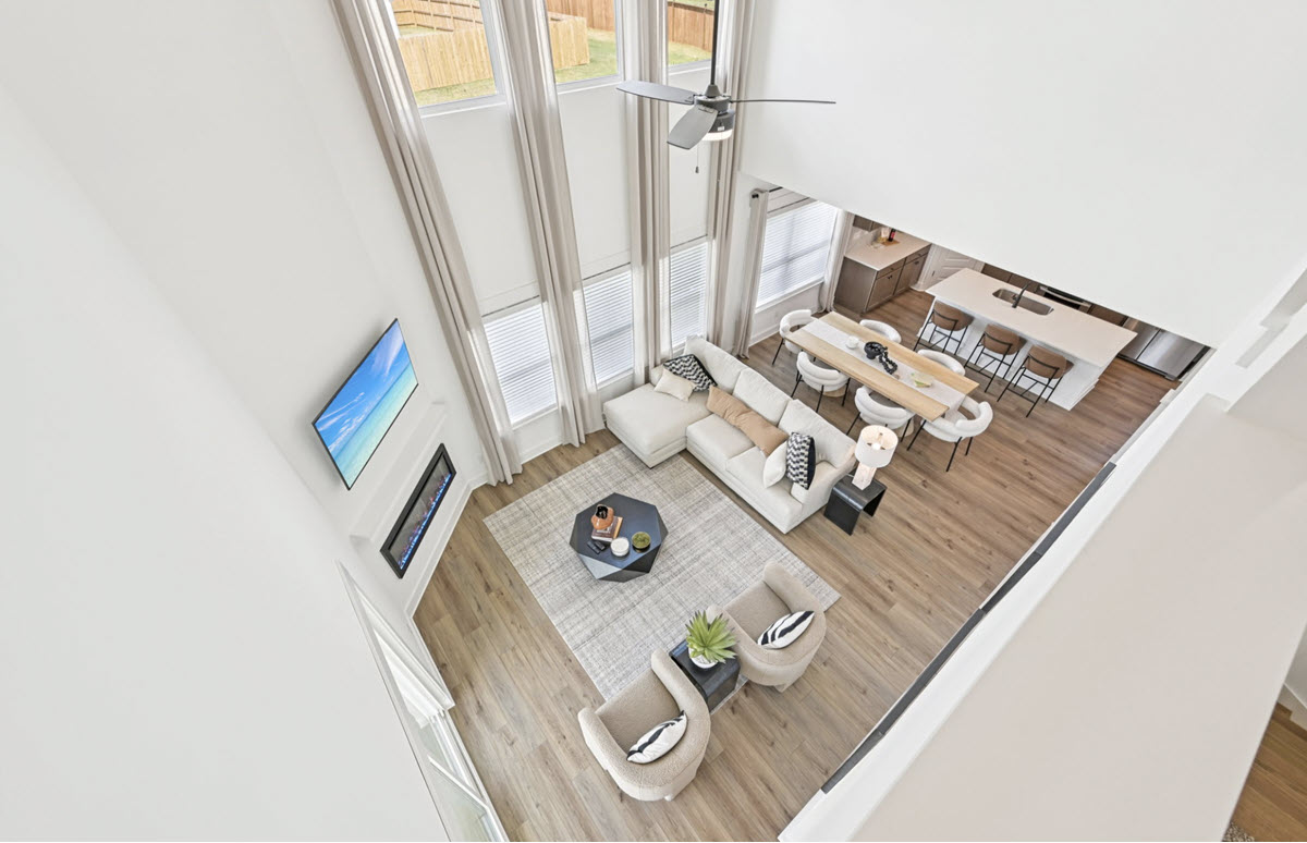 Baltimore Hill Living Rm overhead Laurel